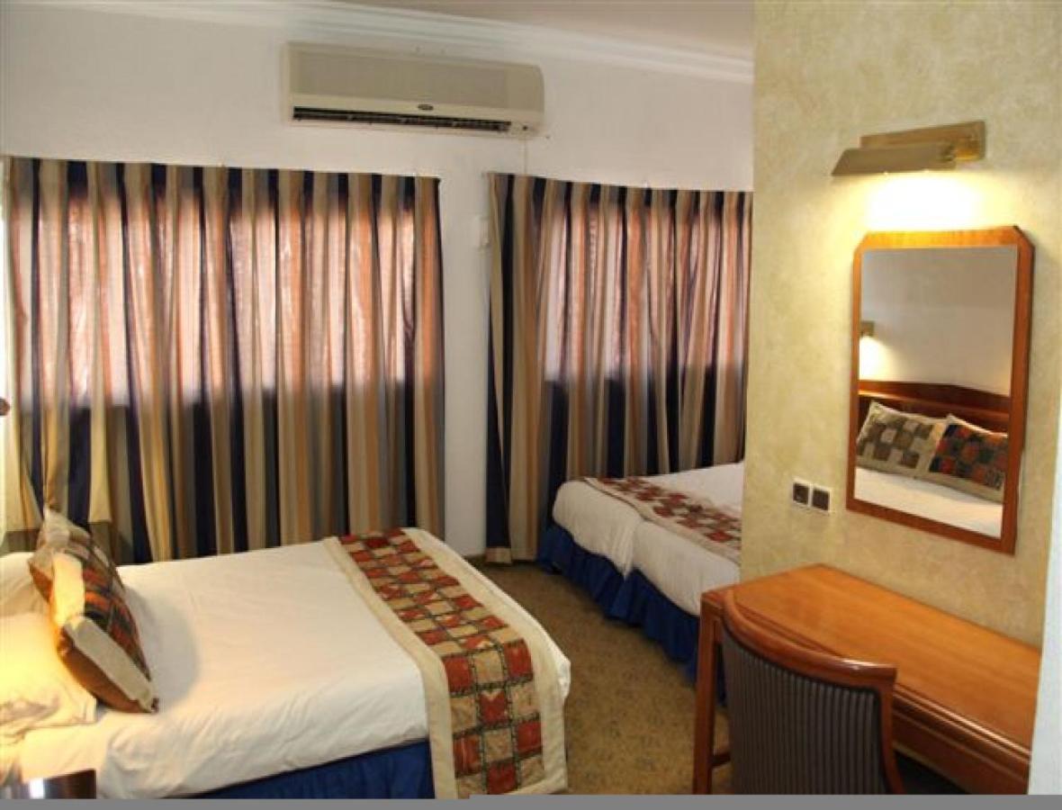 Glatt Eden Hotel Tiberias Bilik gambar